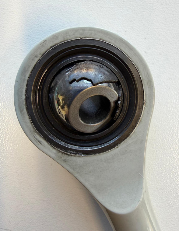 Figure 1 – Extensive bearing liner material damage