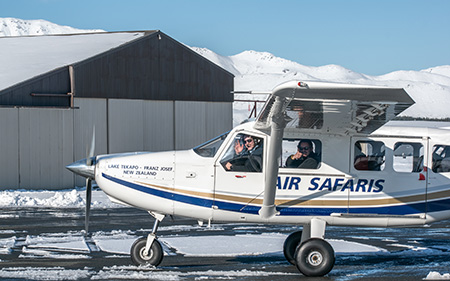 Air Safari plane in the snow